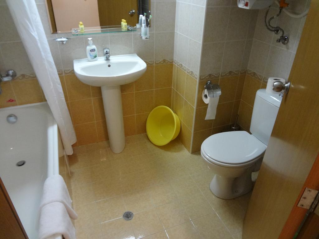 Deluxe Apartments ปอมโปโรโว ห้อง รูปภาพ